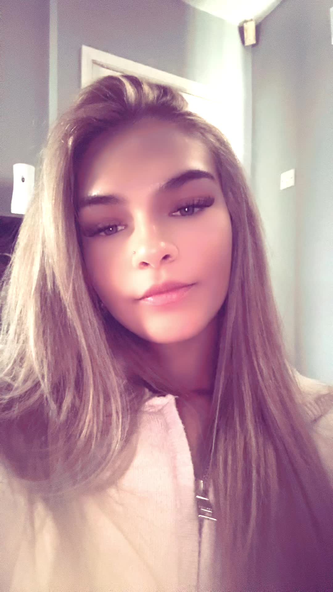@ella-paige