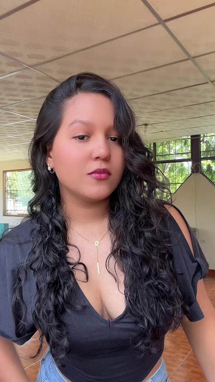 @vicky