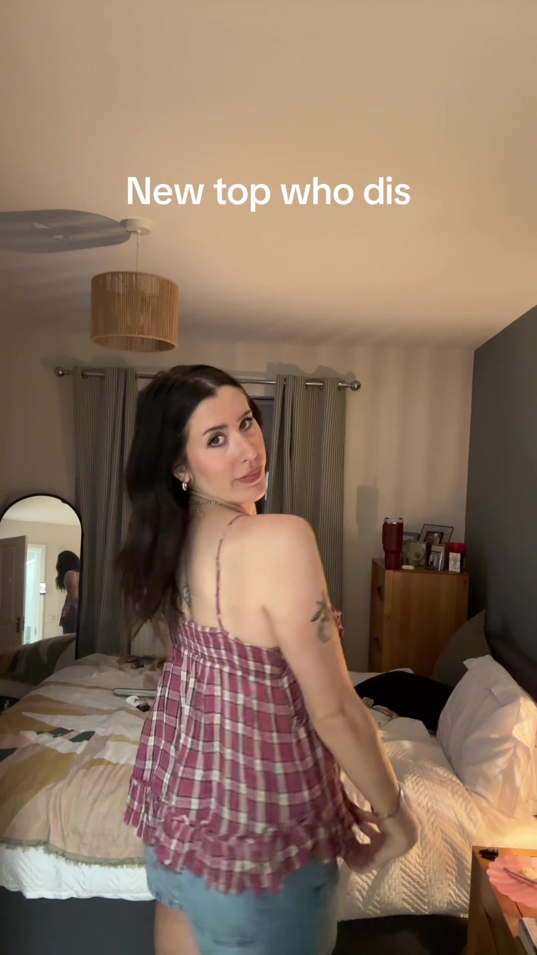 @Erintatts