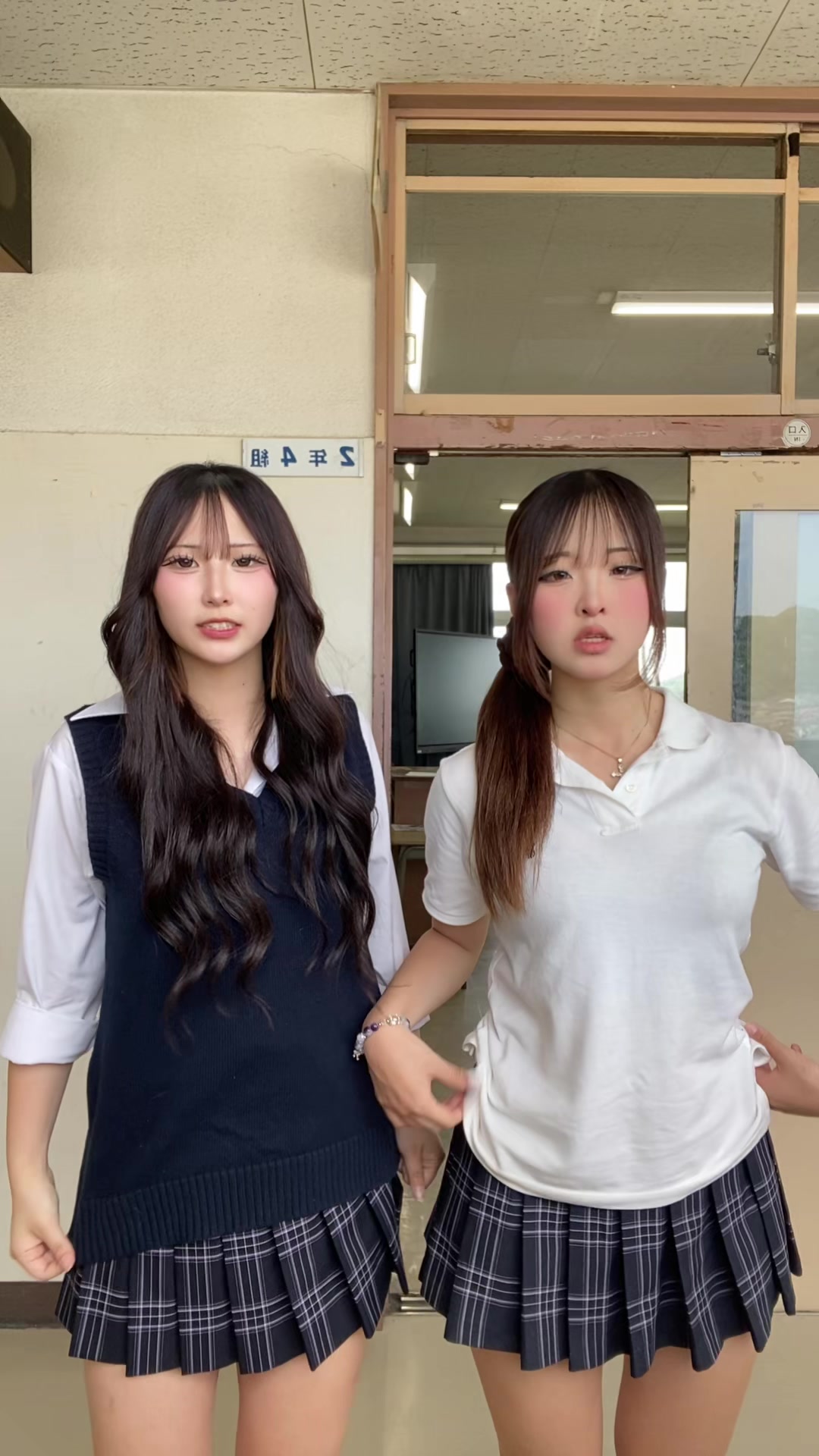 @ひまり