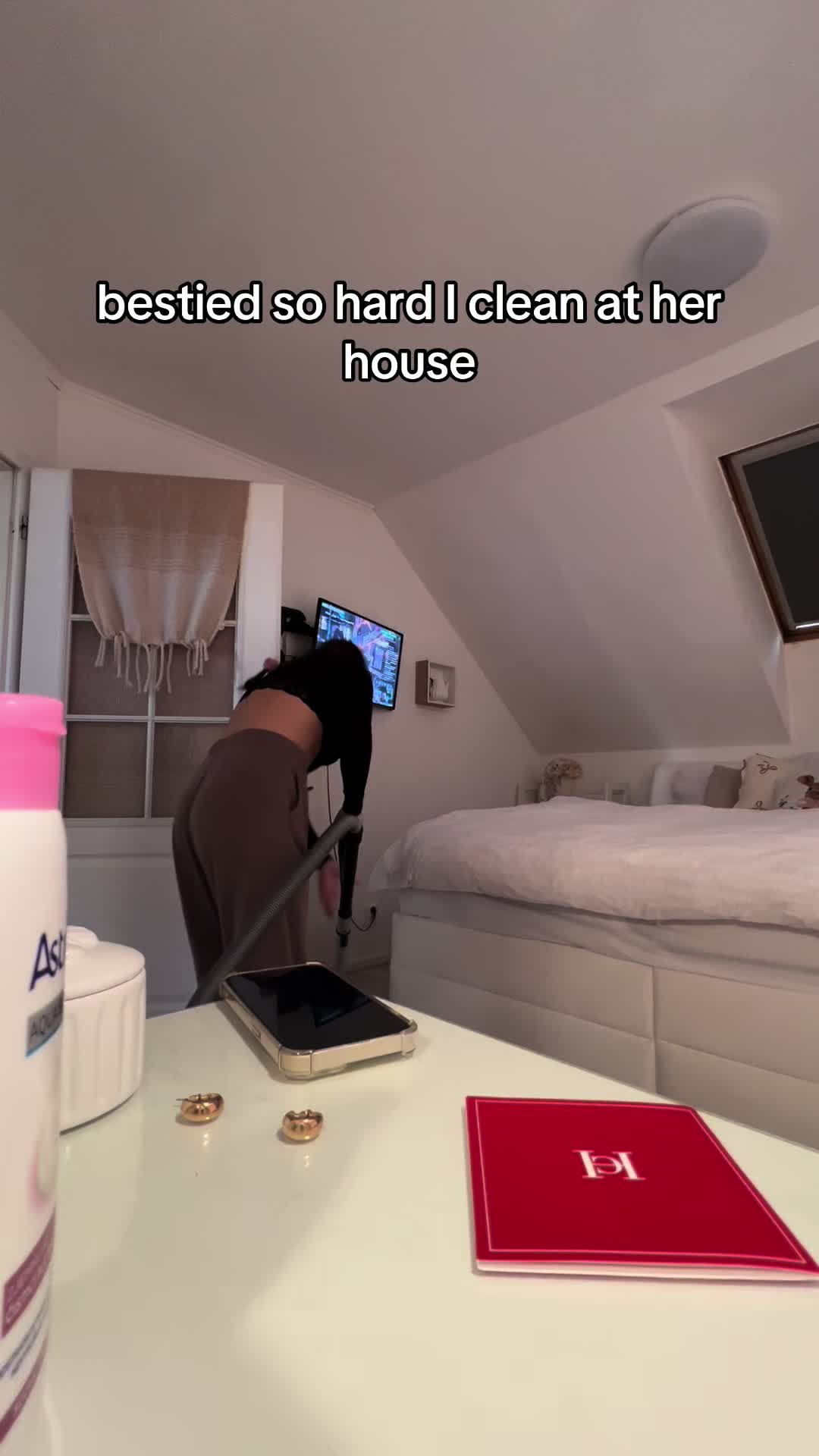 @Donika Purrini