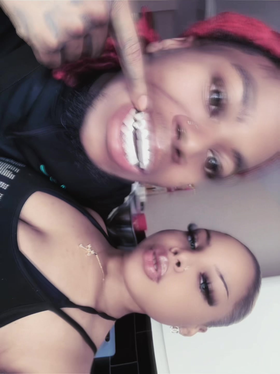 @𝐀𝐚𝐥𝐢𝐞𝐧𝐁𝐫𝐚𝐚𝐭👽🫟