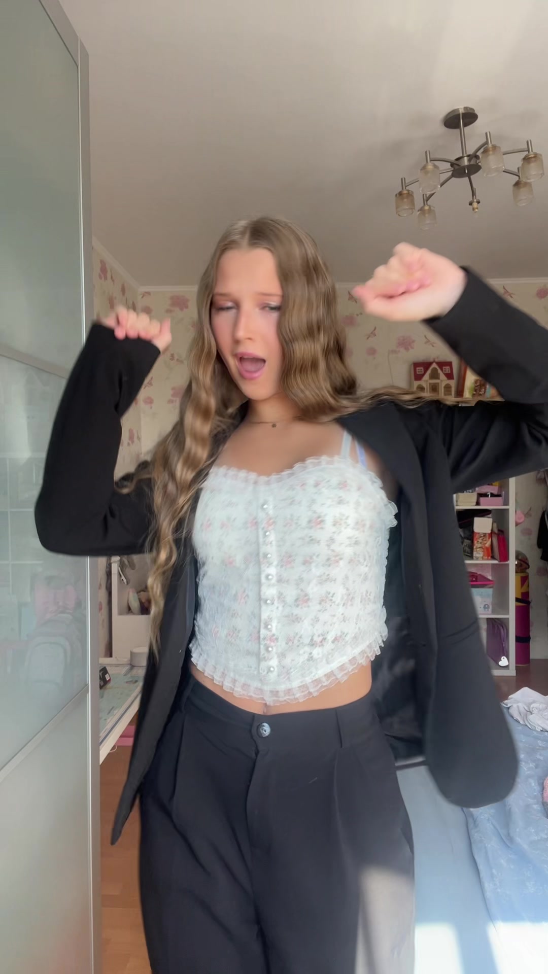 @Vikaaw
