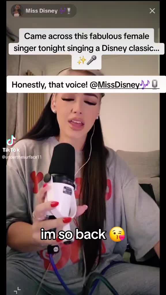 @Miss Disney 🎶🎙
