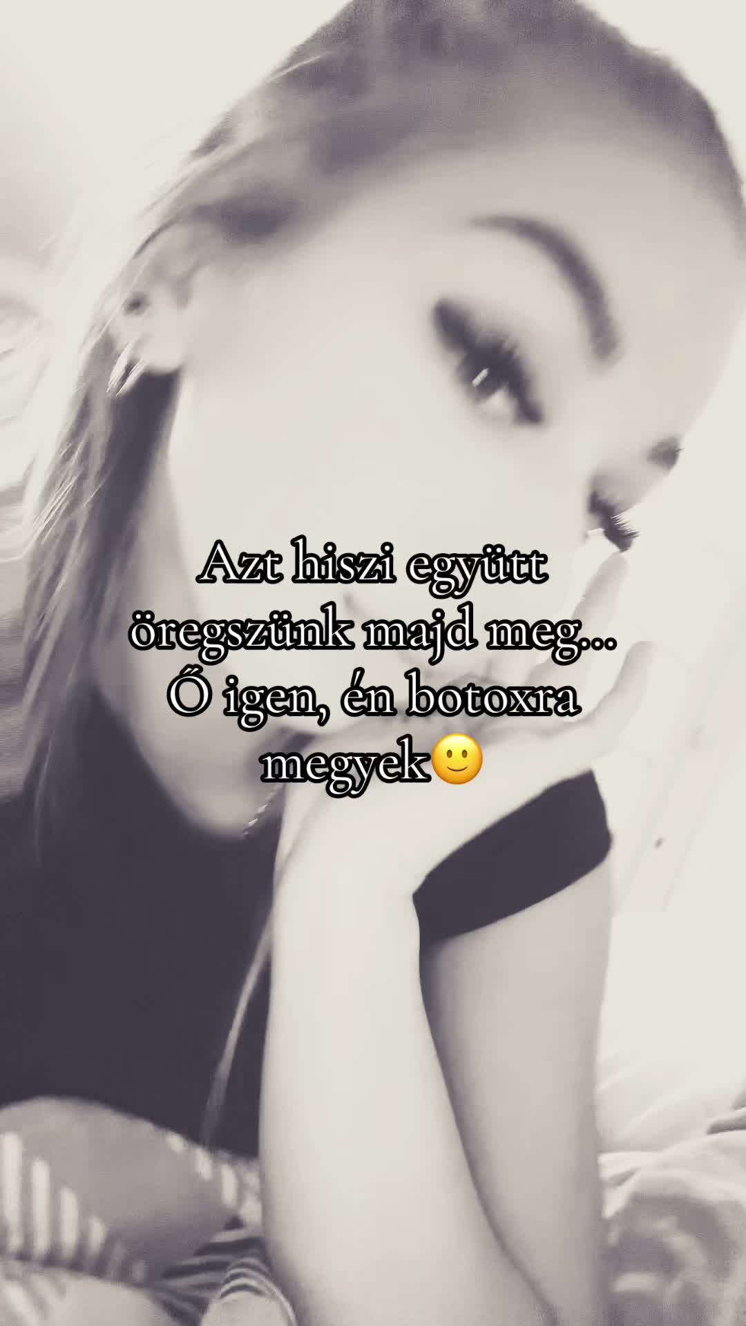 @Alexandra Moldov&aacute;n