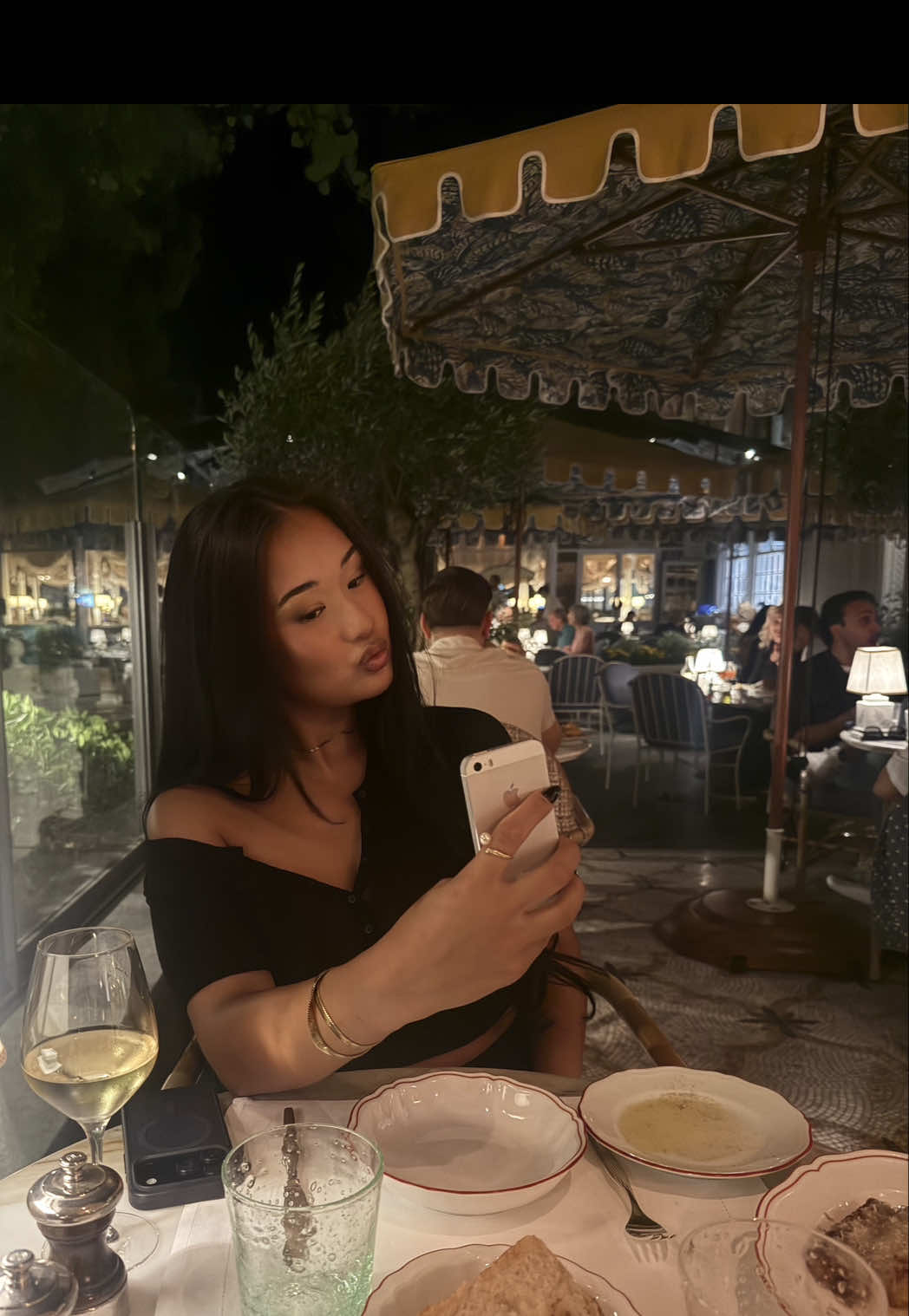 @zizi