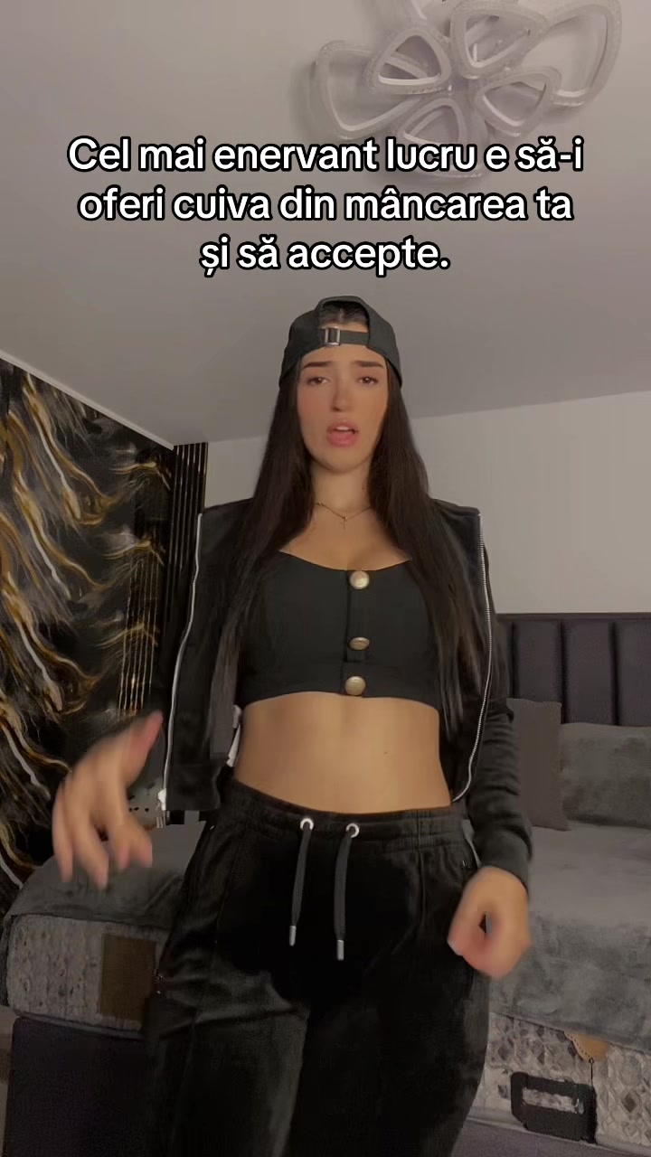 @Cătălina💖