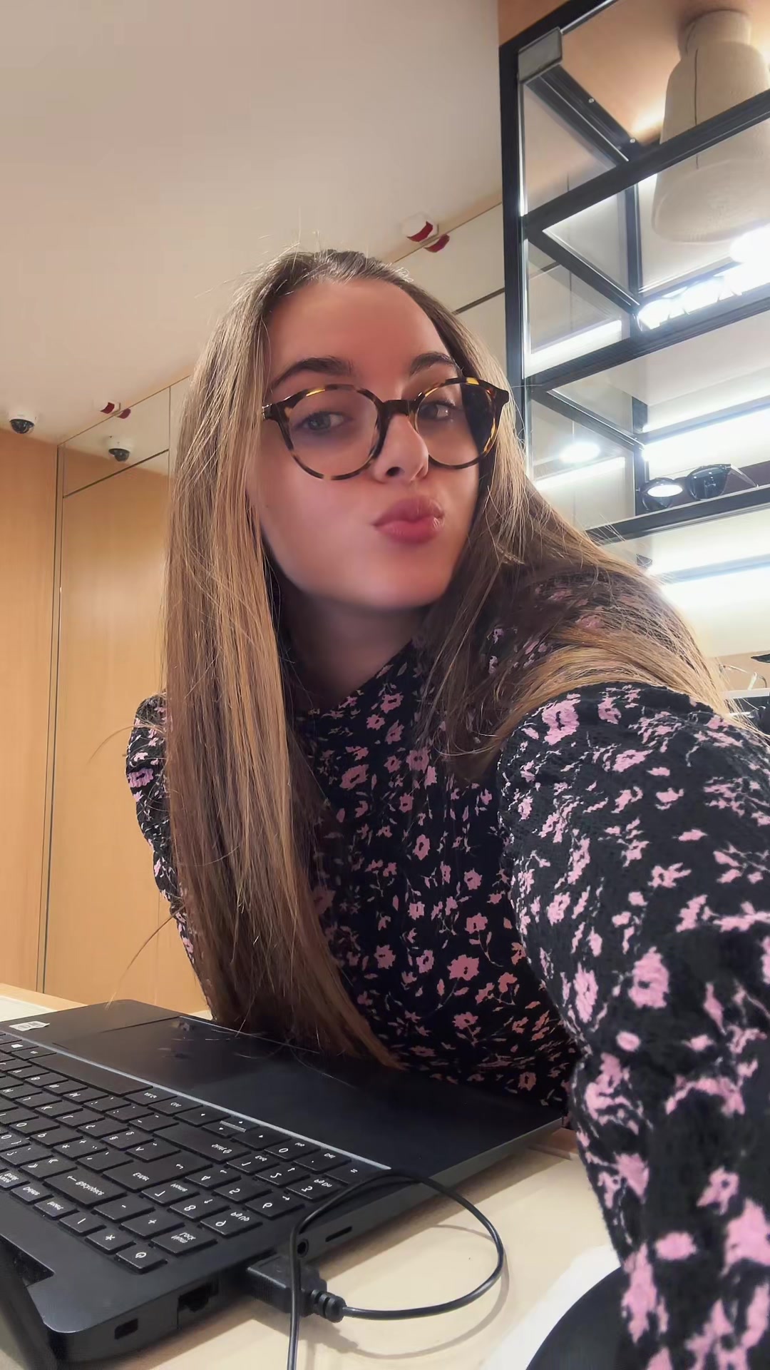 @In&ecirc;s Isabel Patr&iacute;cio