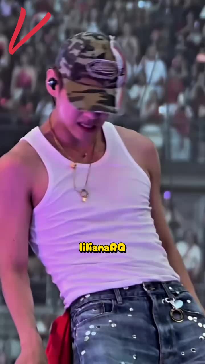 @Liliana RQ💜