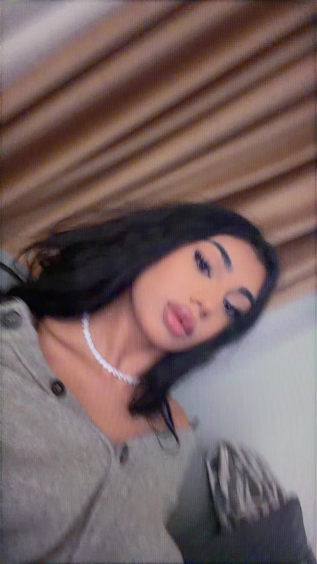 @Anais
