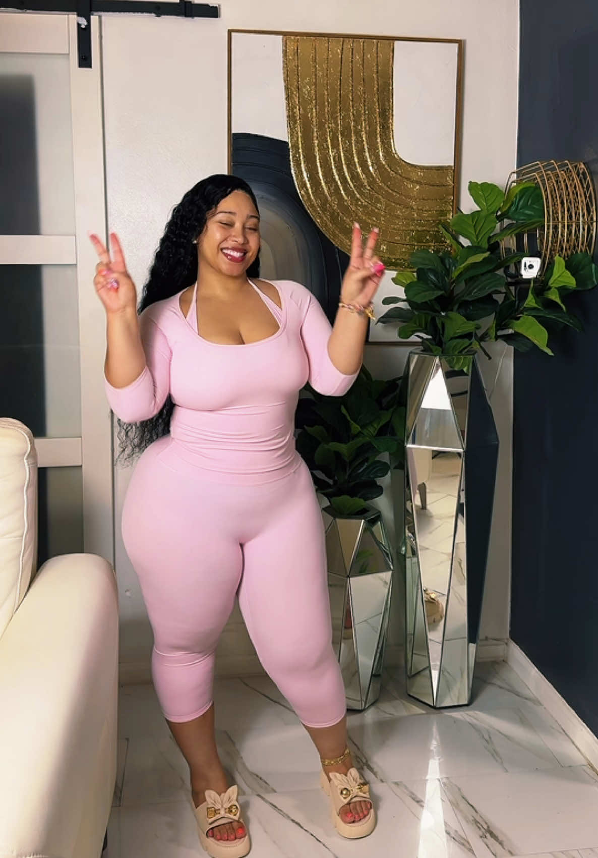 @YourAuntieMoe