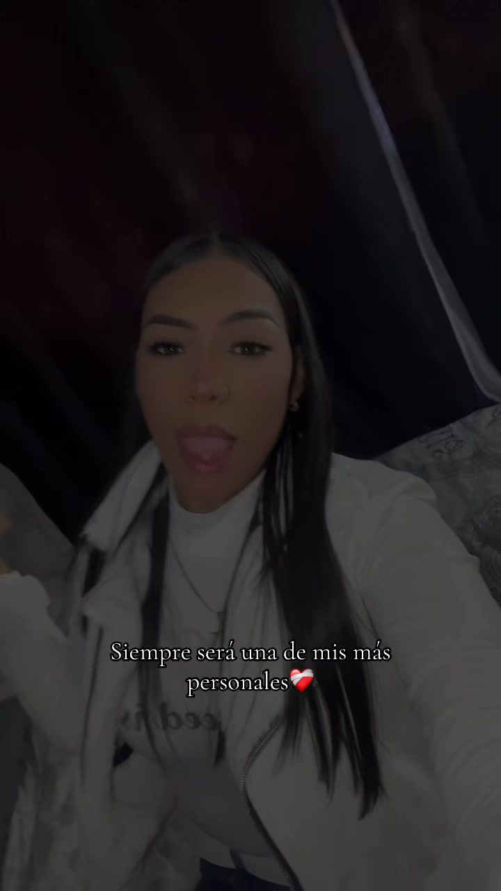 @Stefany Bella