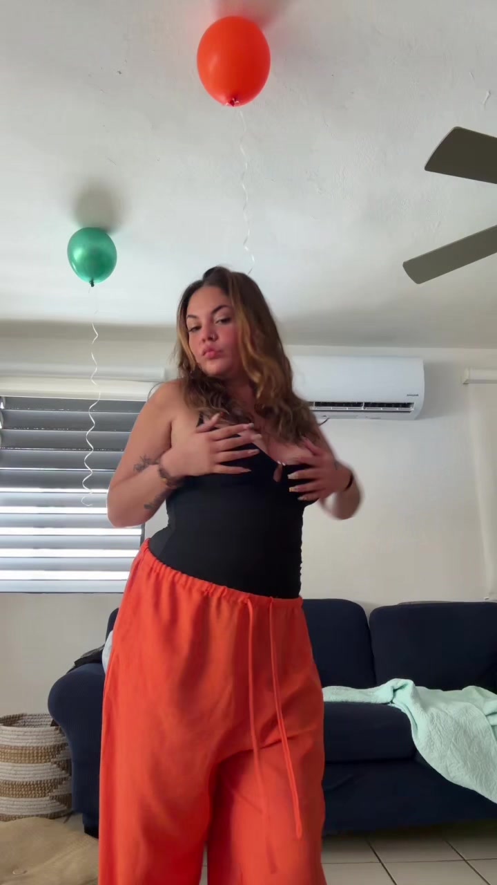 @Sophia