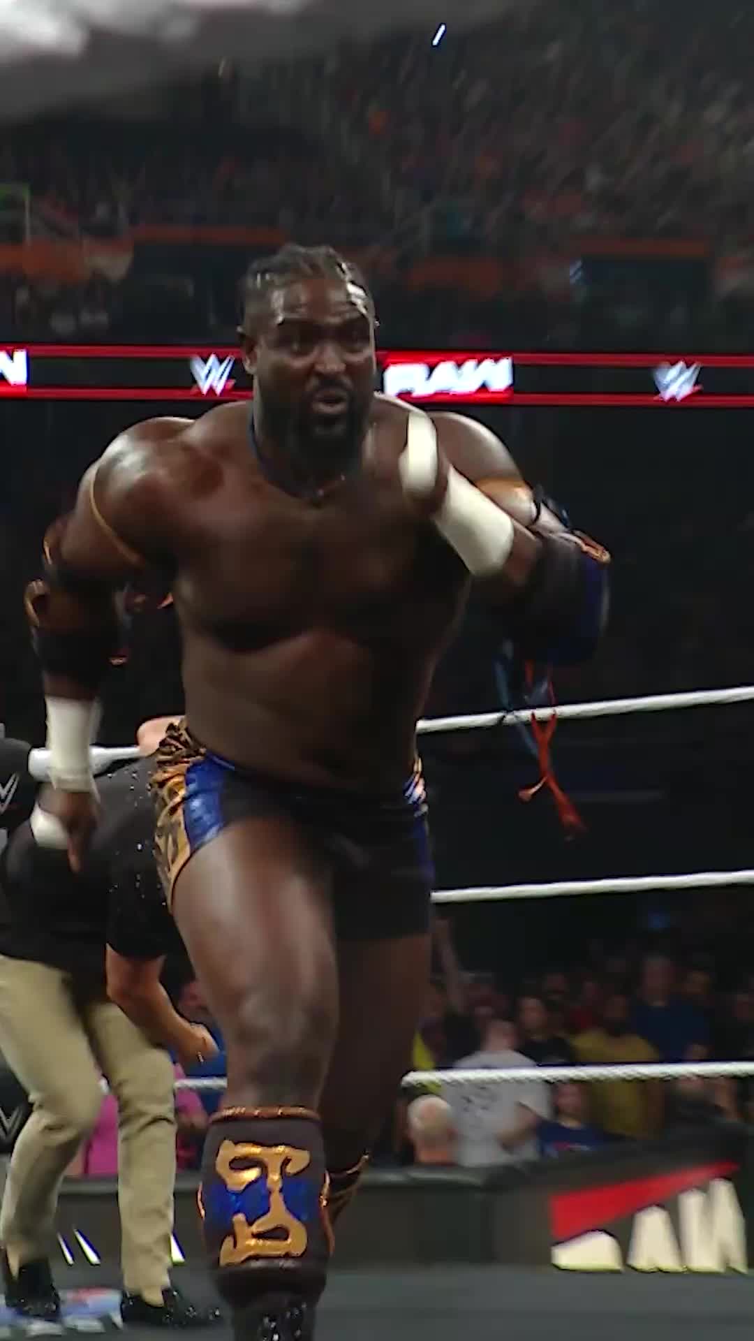 @WWE Espa&ntilde;ol