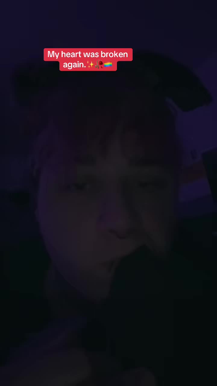 @moonfloowerrr
