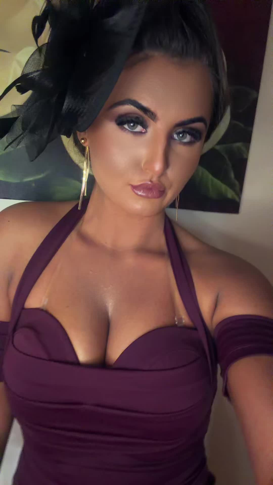 @caitlin02x
