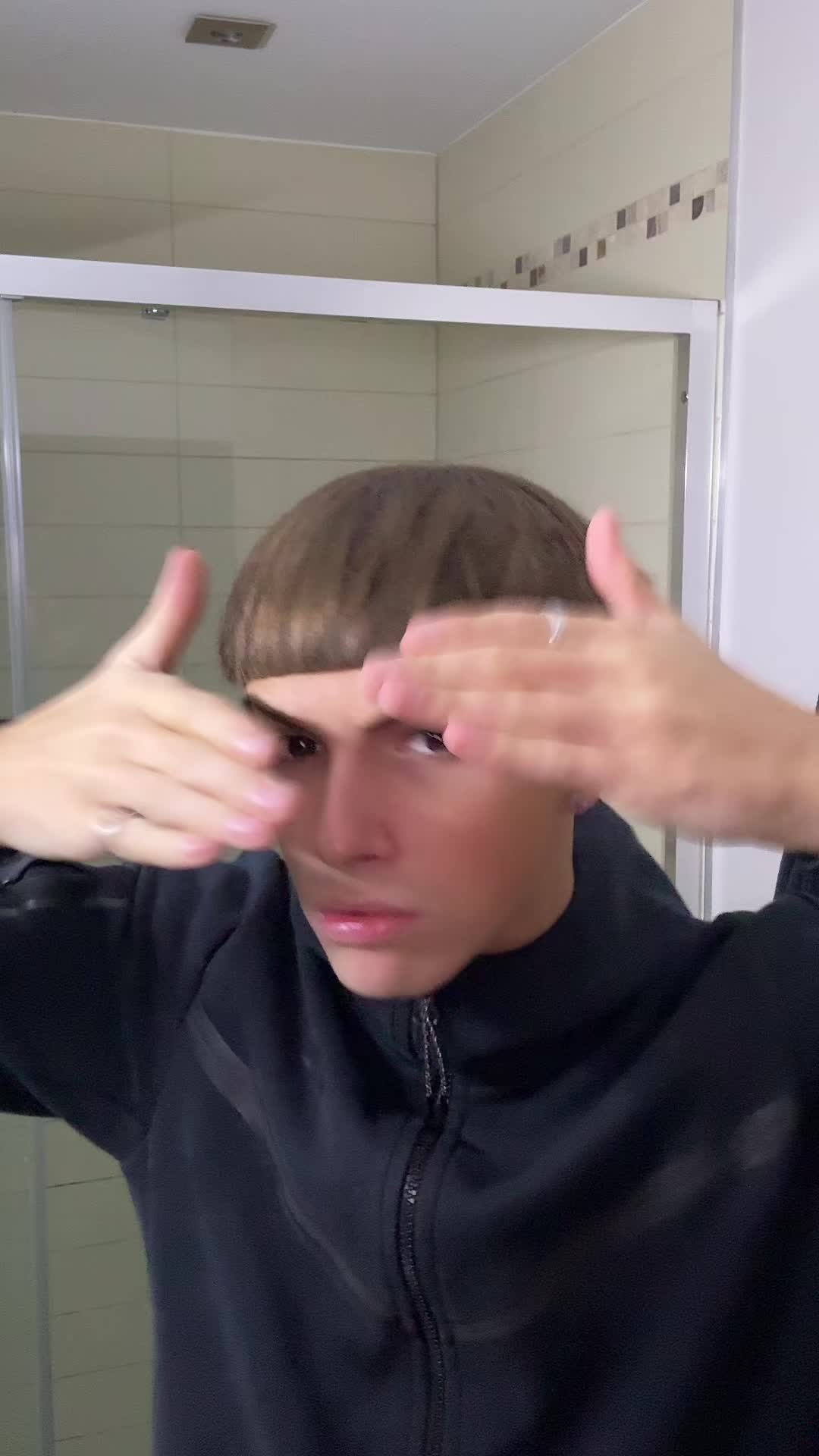 @Eloan_vnr 💇