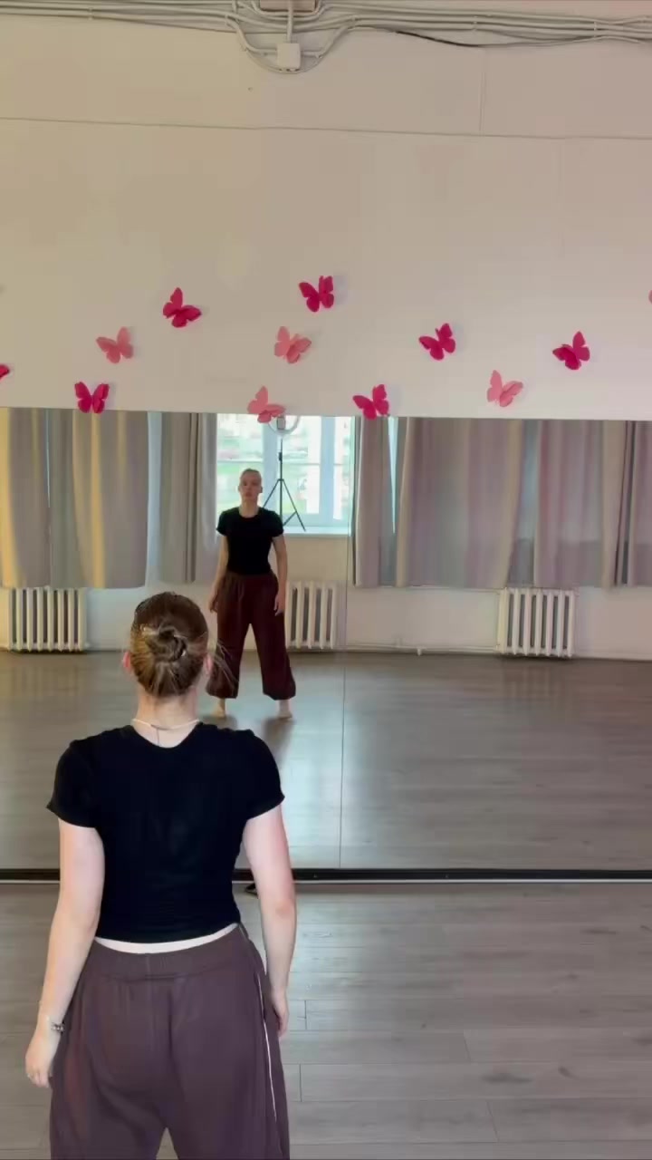 @VVS DANCE STUDIO
