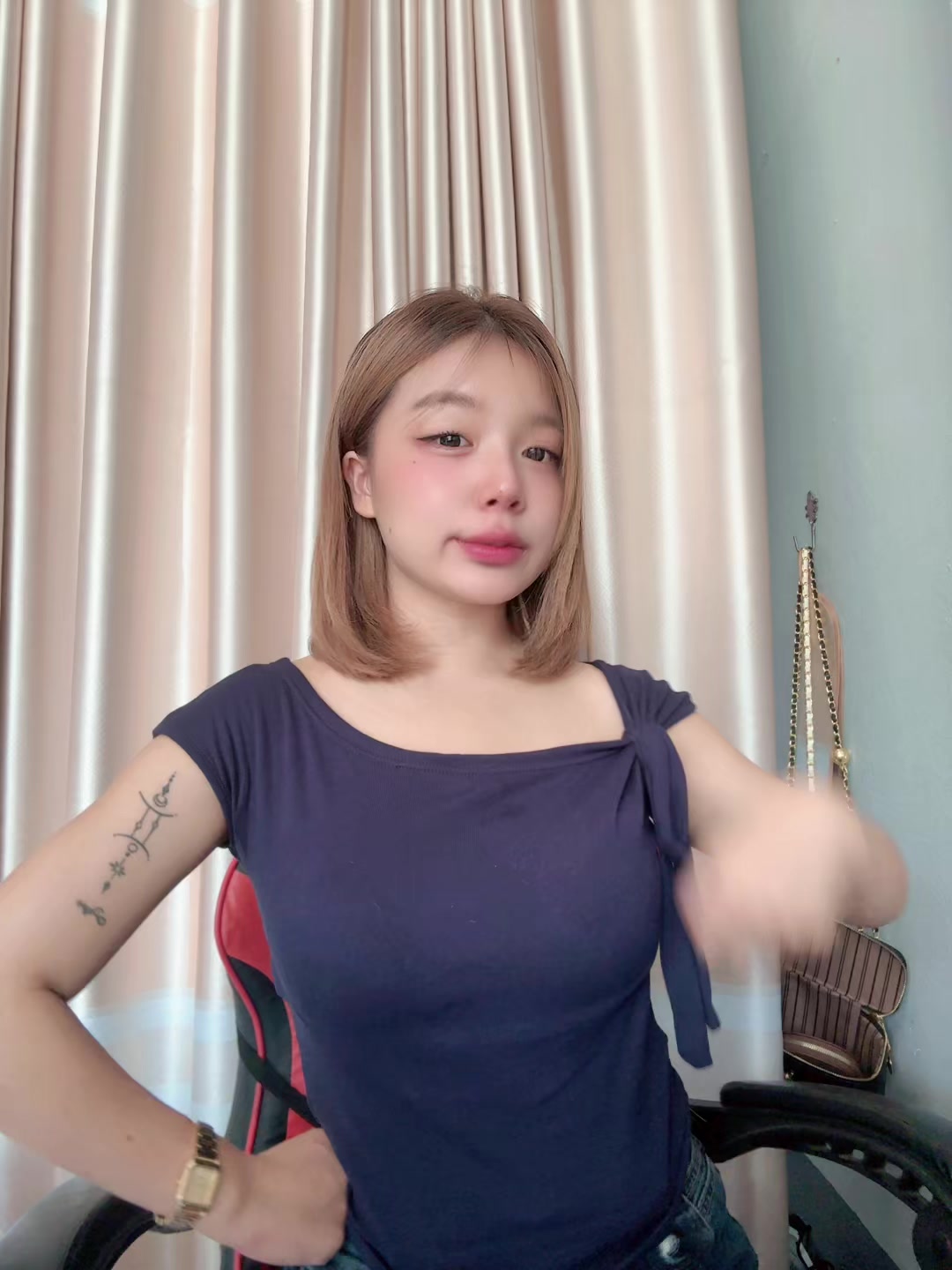 @♉️