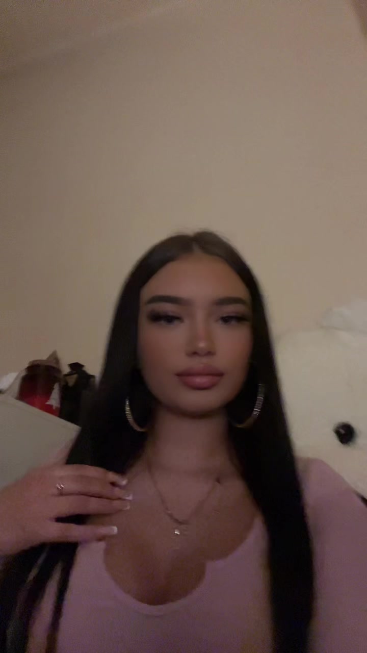 @𝔢𝔩𝔦𝔫𝔞