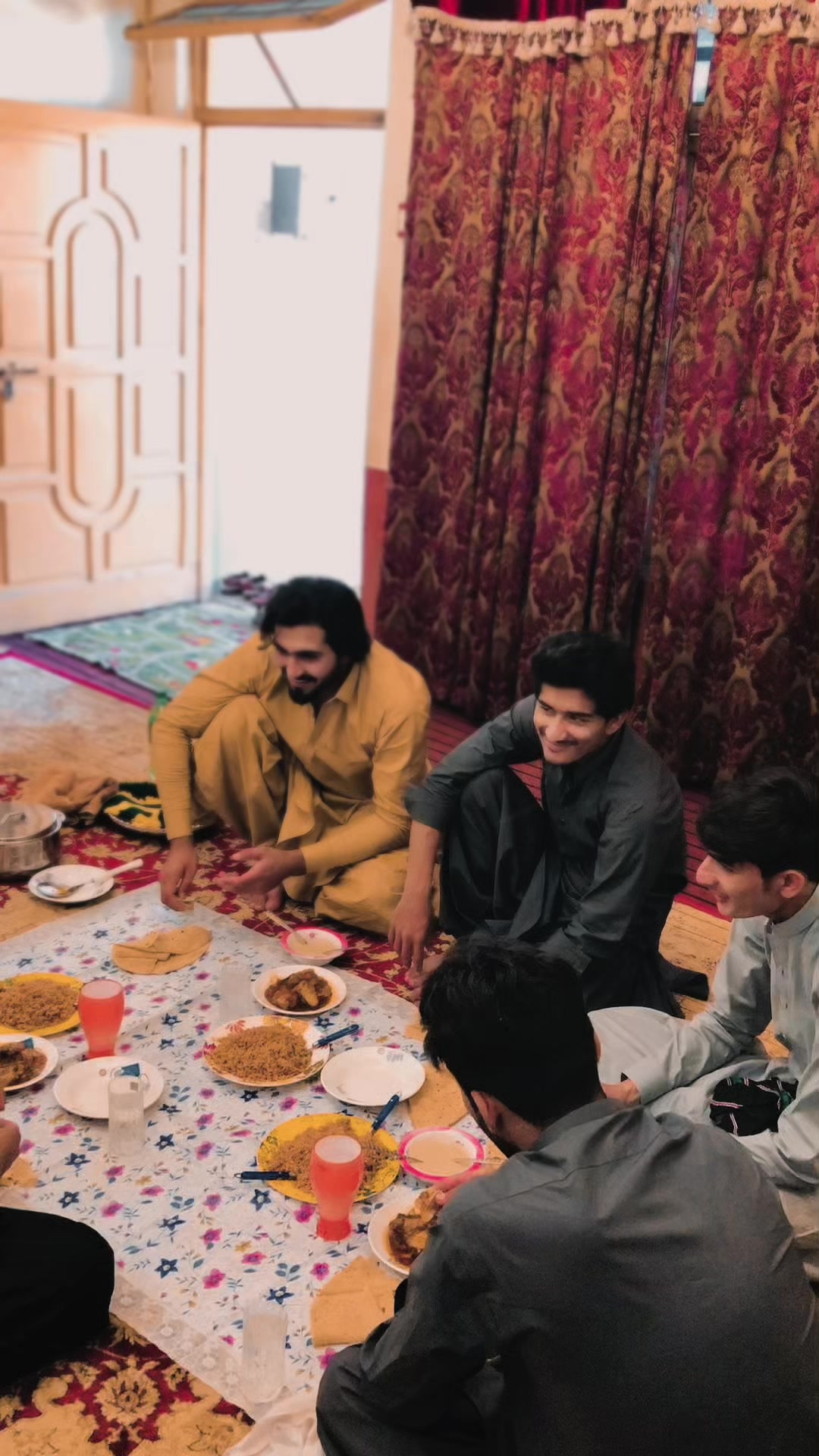@ᵂᴬᶻᴵᴿᴵˢᵀᴬᴺᴵ ᴮᴼᵞ✌🇦🇫