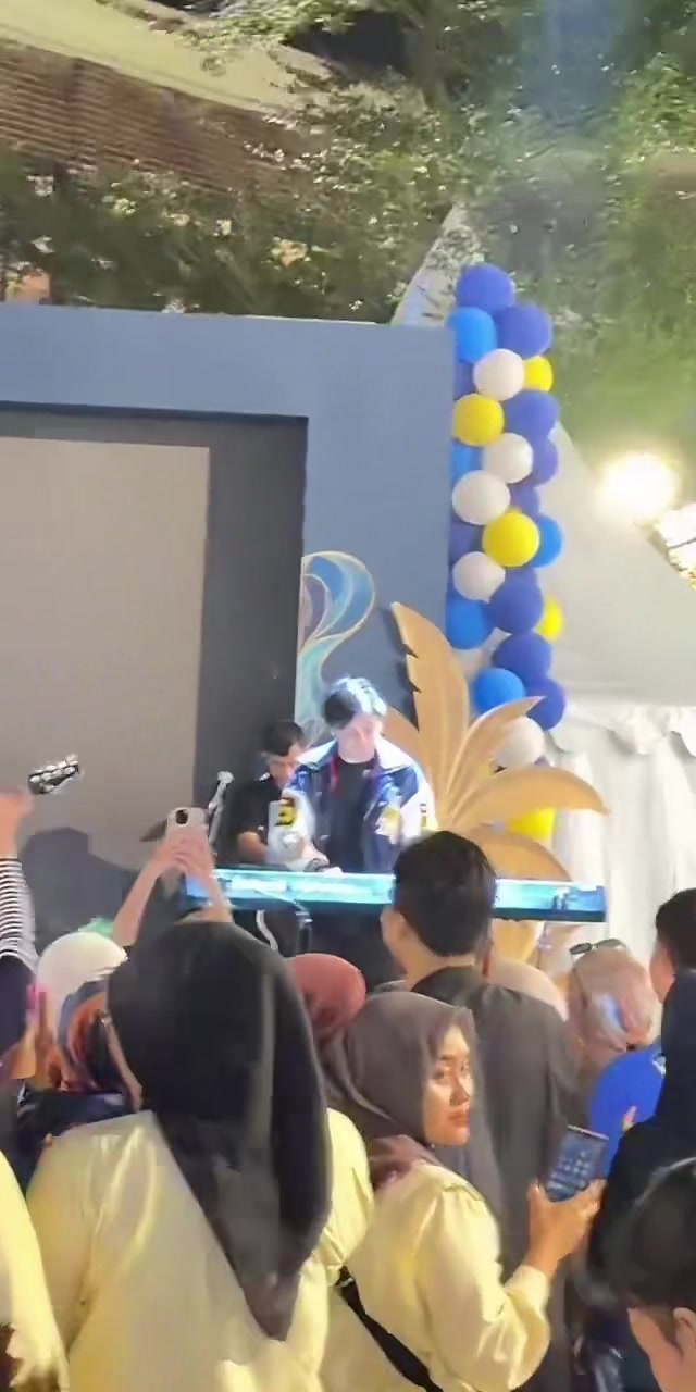 @SU HU