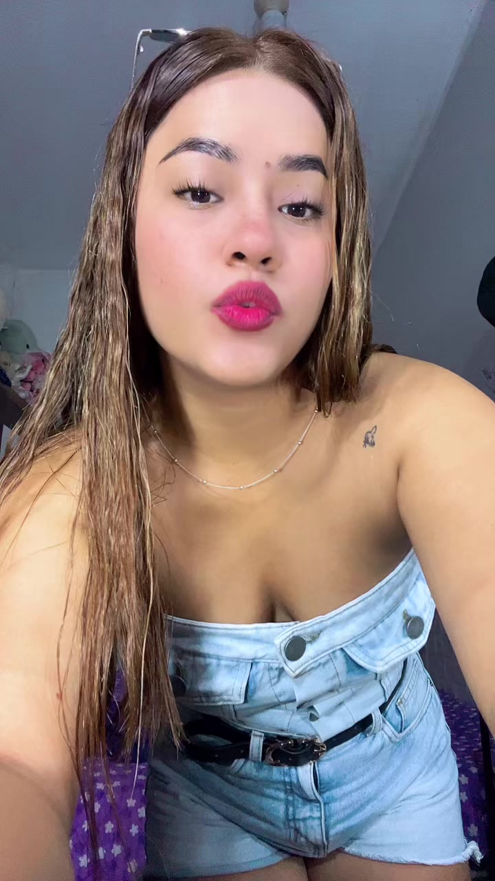 @🧚🏼🤎