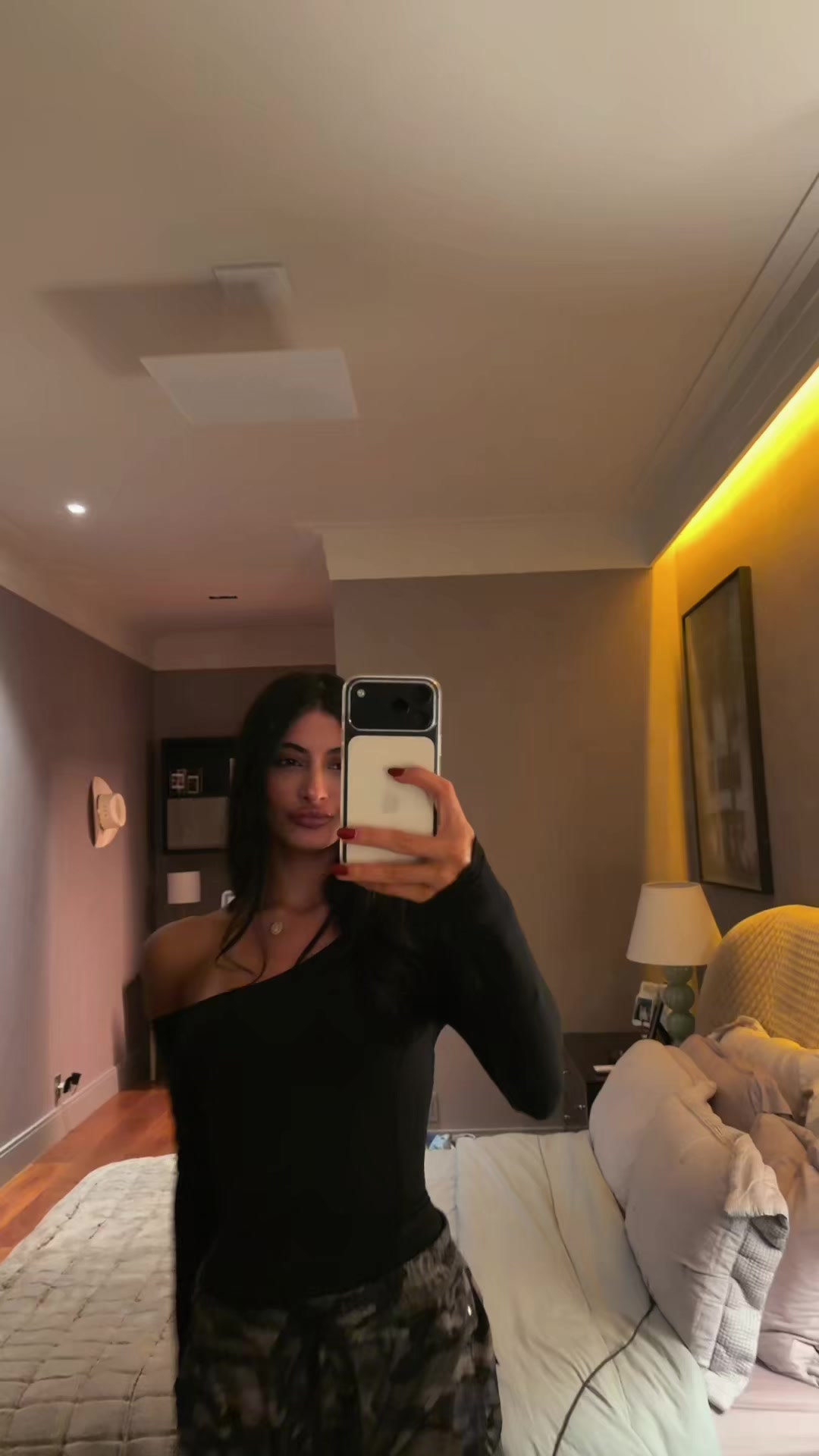 @THE REAL CHAMPAGNE MAMI
