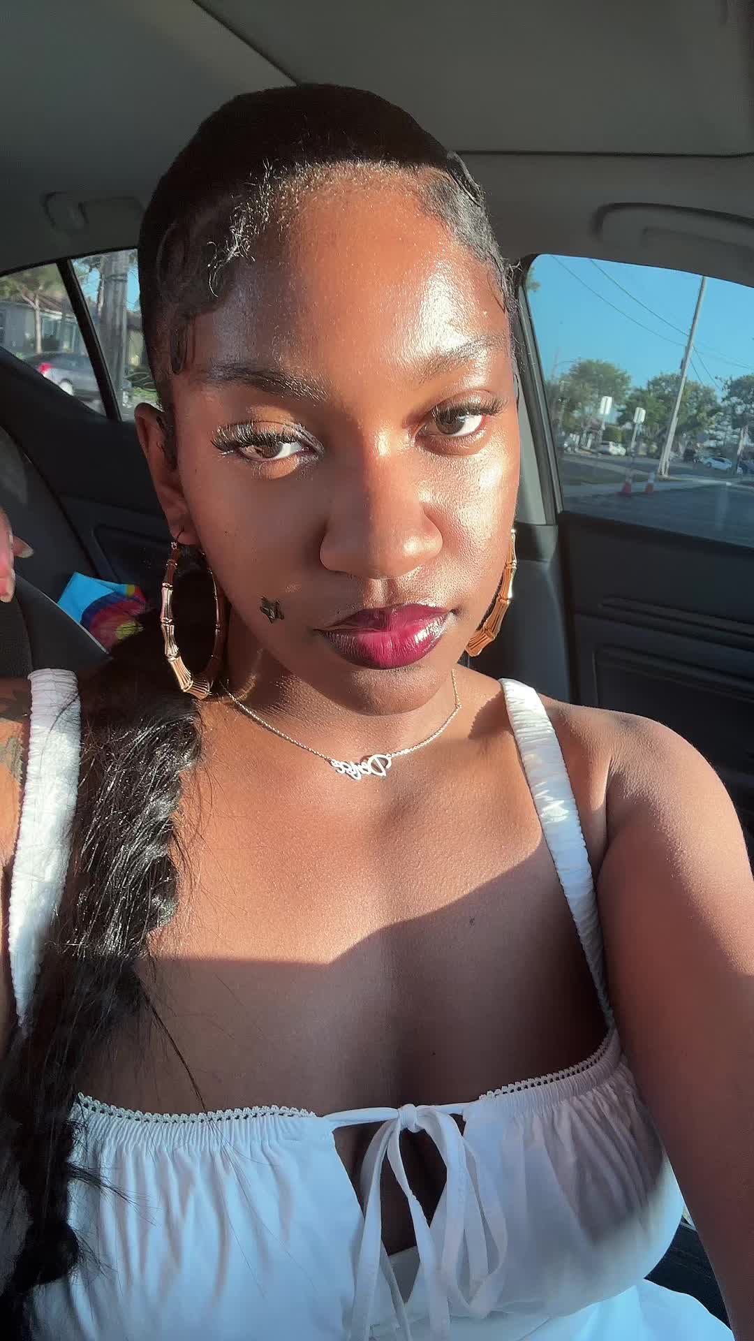 @DaFemaleVinci