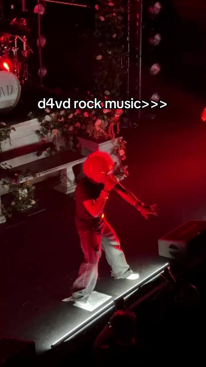 @D4VD SINGZ