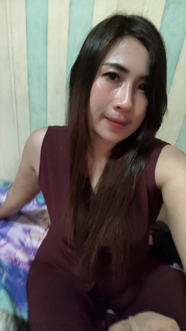 @Nia