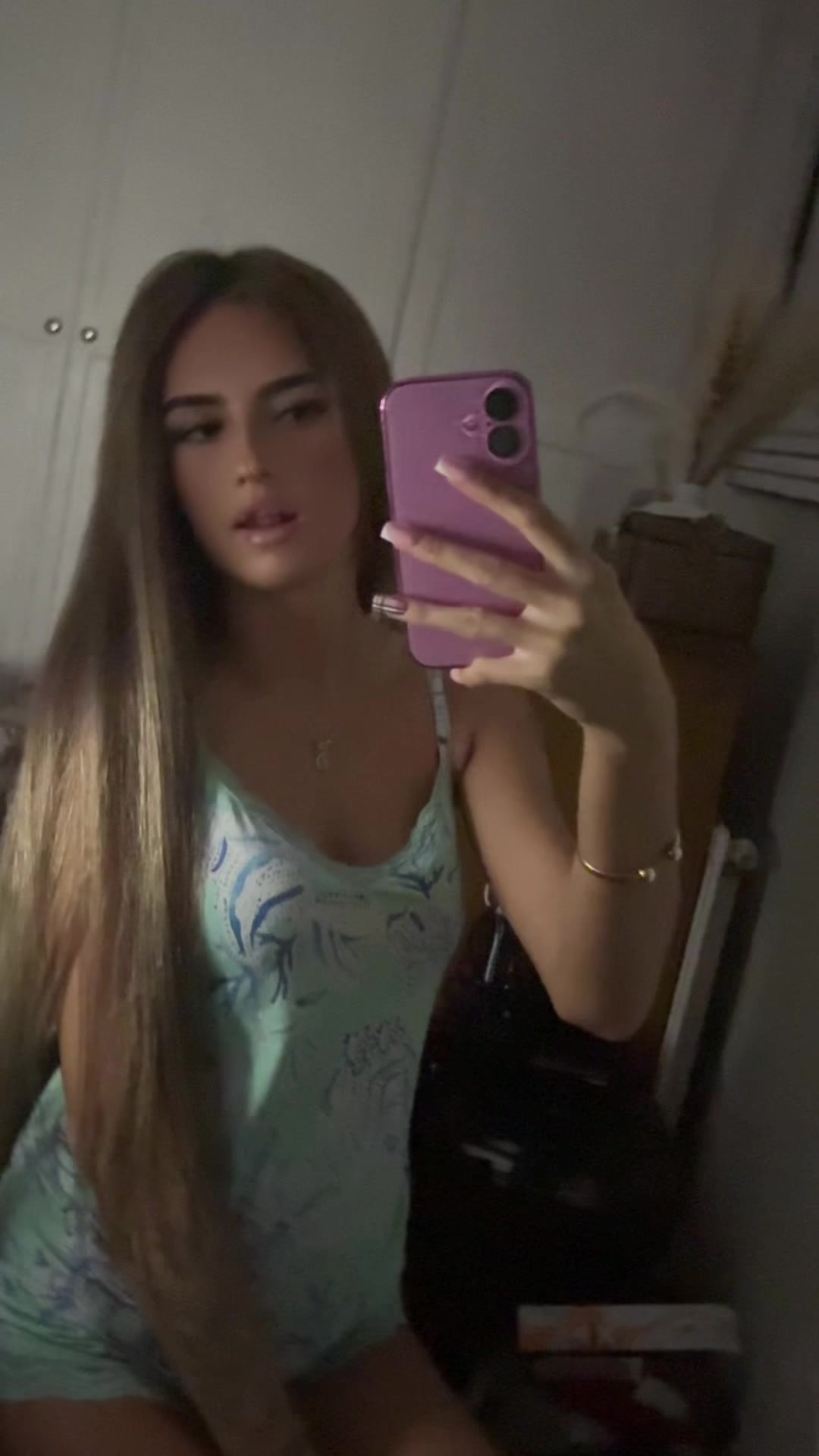 @user19911889247