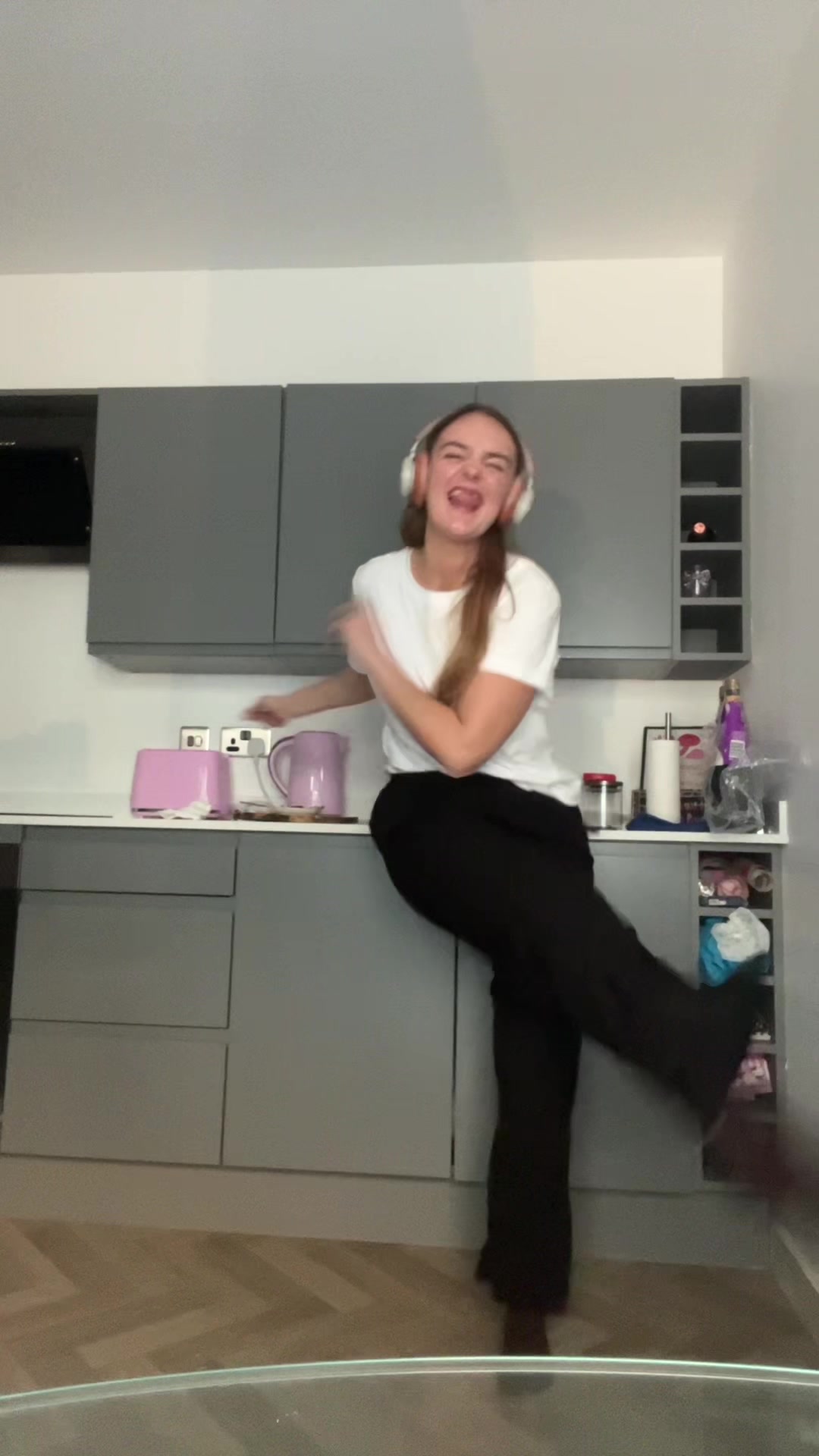 @havealaffwithsaff_