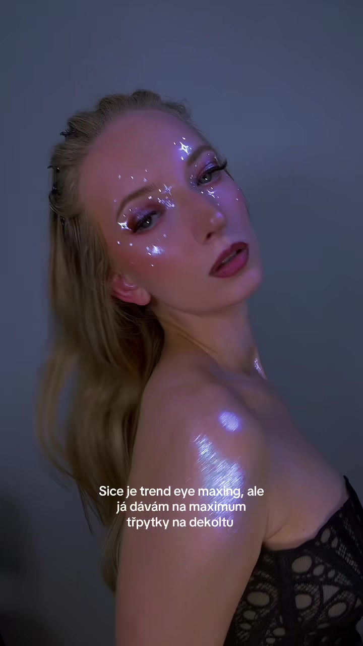 @Ell✨
