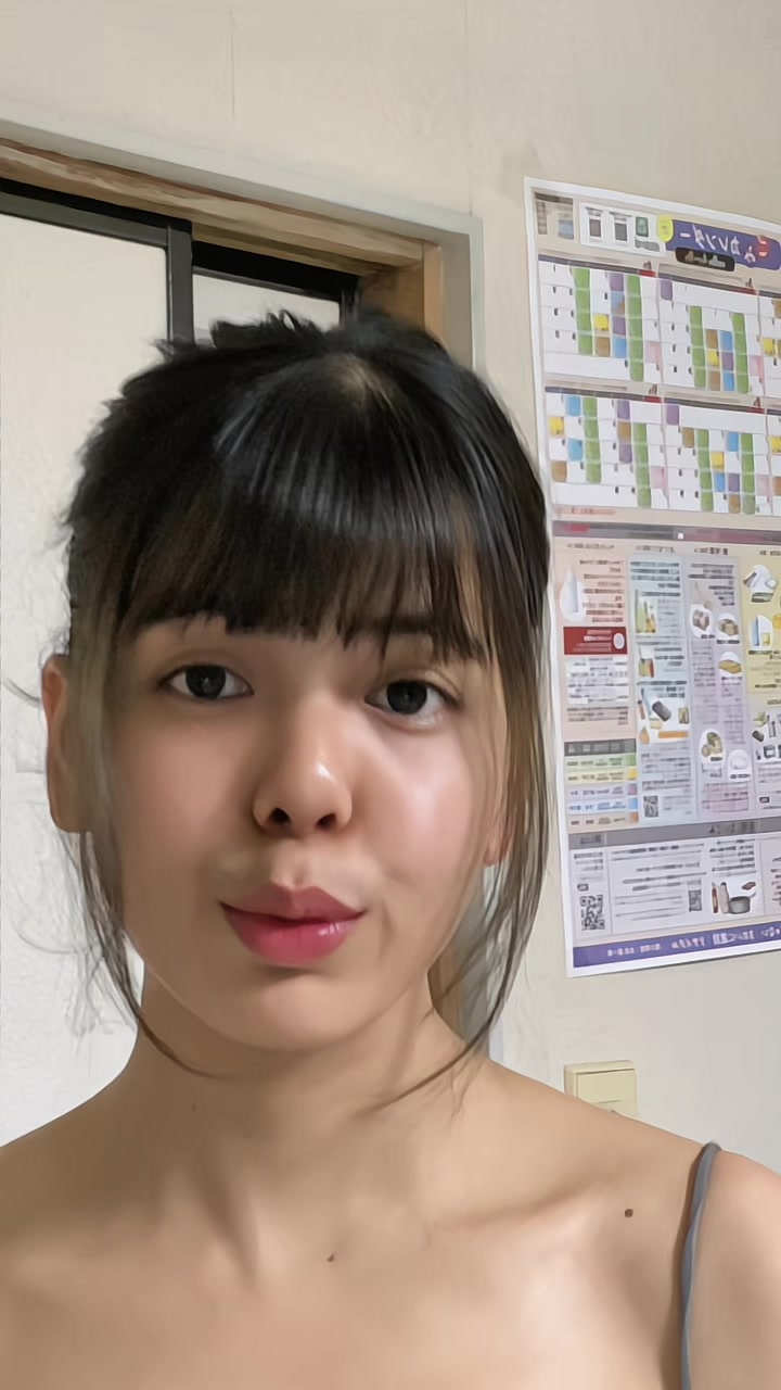 @👿エインッ👿 (အိမ်ပြေး)
