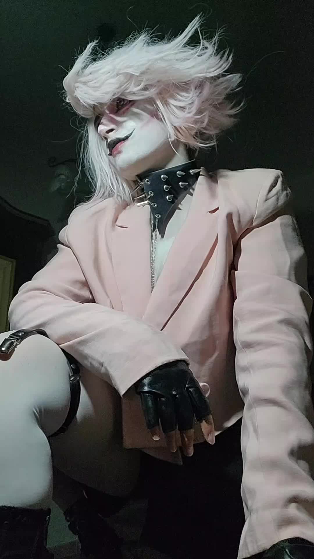 @Alex._