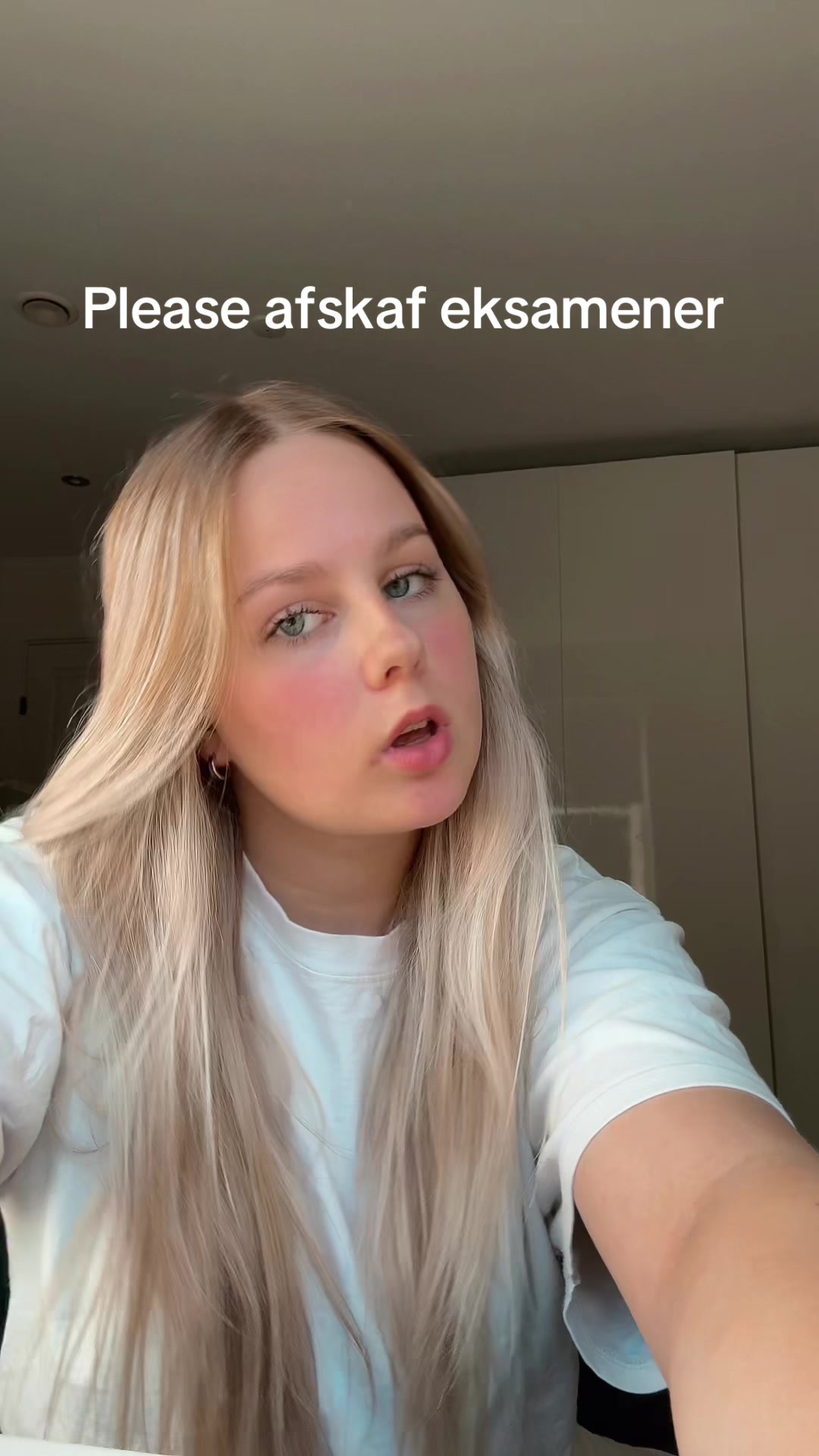 @Andrea Isabell