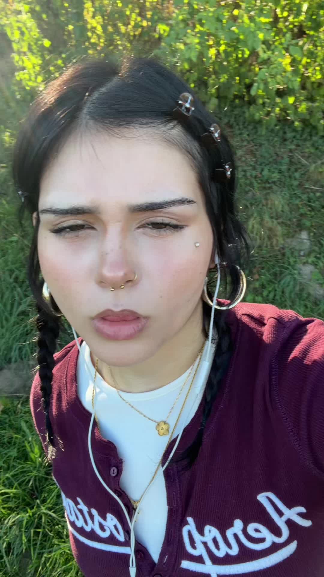 @em🪭