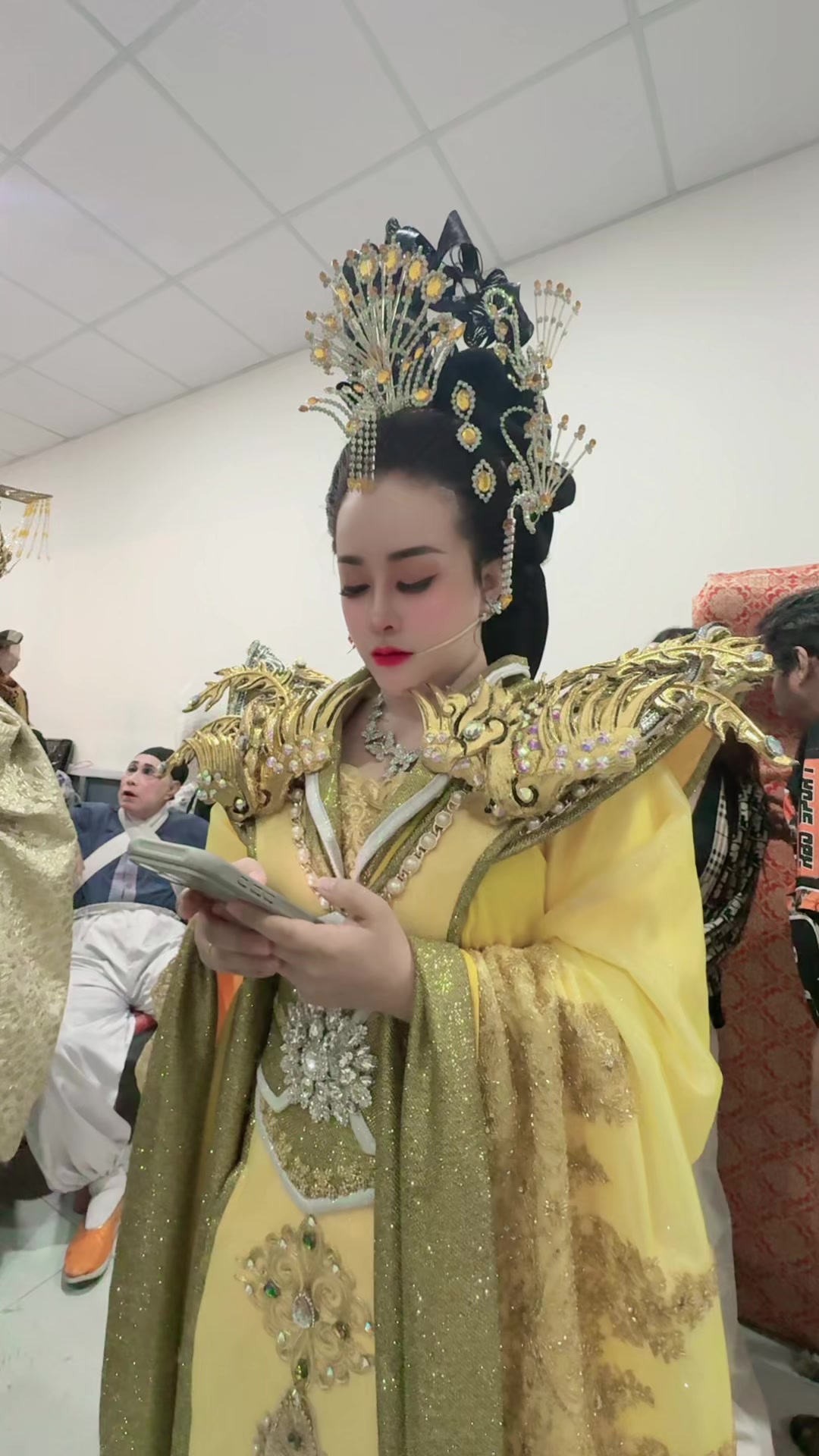 @Yến Nhi