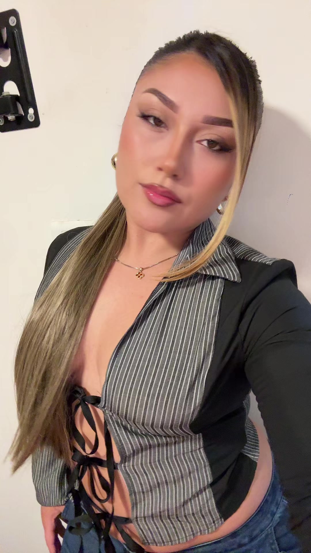 @Consu