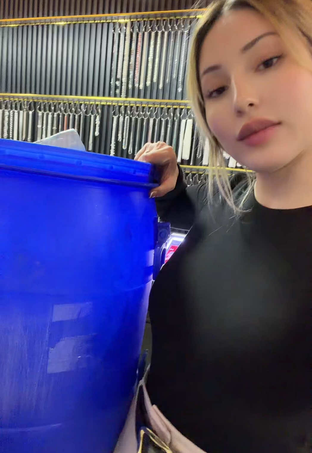 @Ammira.store
