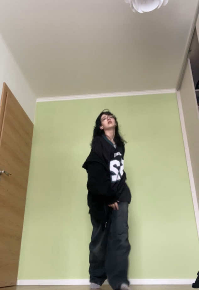 @LUCYA
