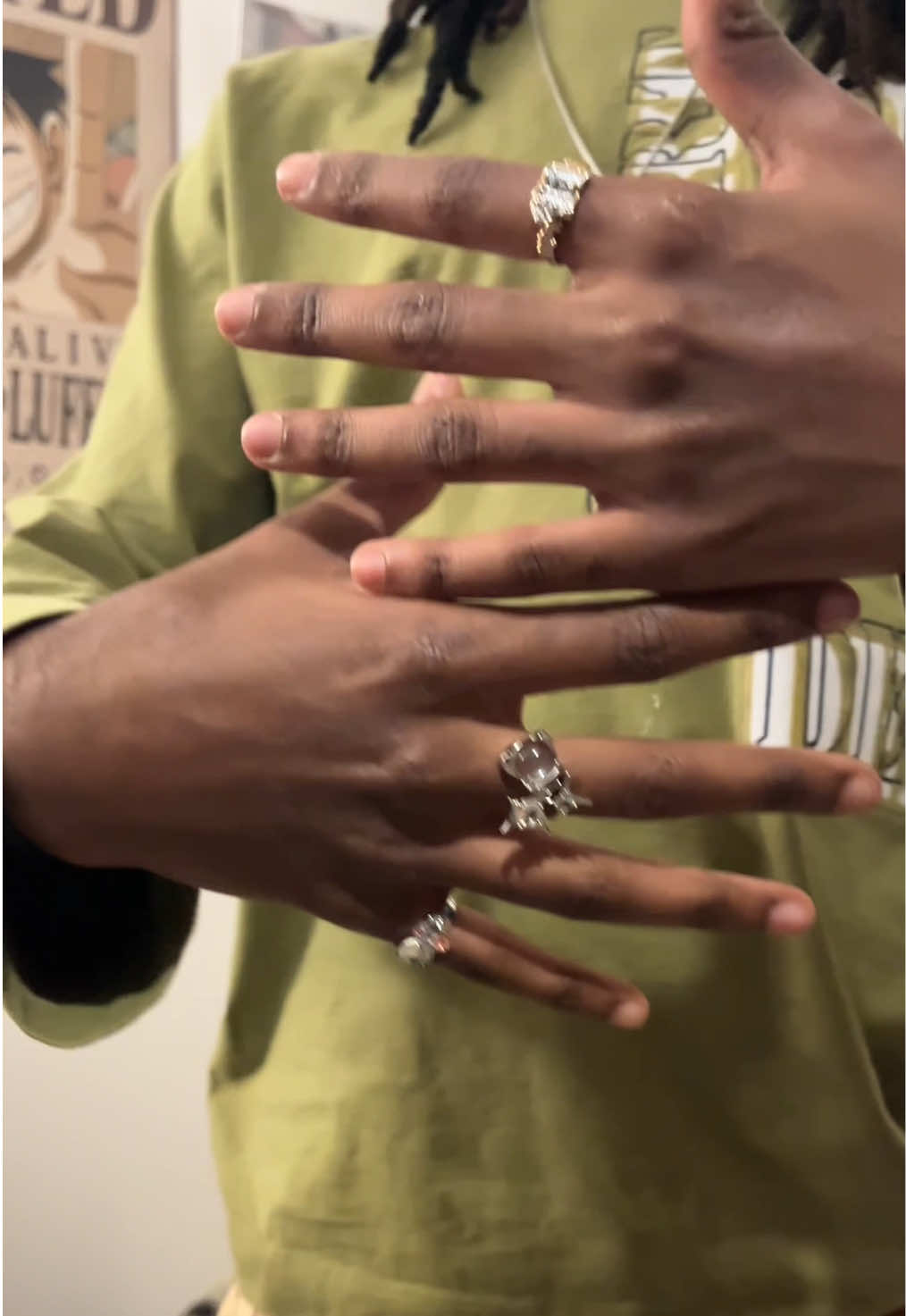 @ByRii (r-eye)🗣️