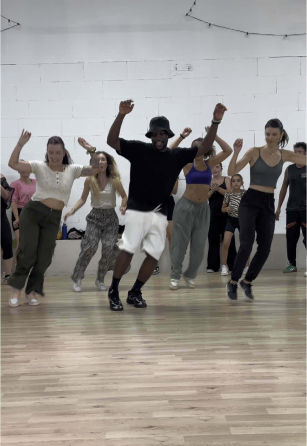 @DANCEWITHEMY