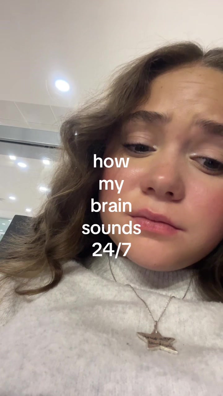 @𐙚˚࿔ 𝓐𝓷𝓷 𝜗𝜚˚⋆