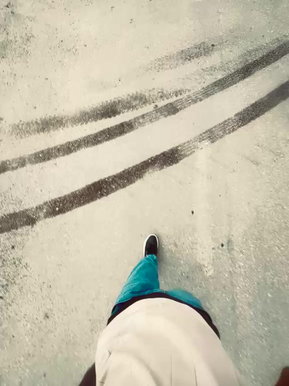 @آلَآنـــــــٌيـــــــّق📸🚸
