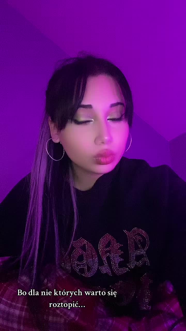 @Angela