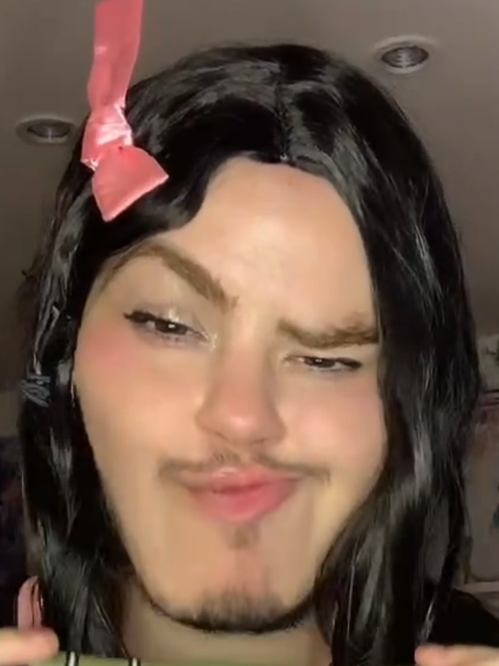 @Orni Cosplay Poubelle ✨