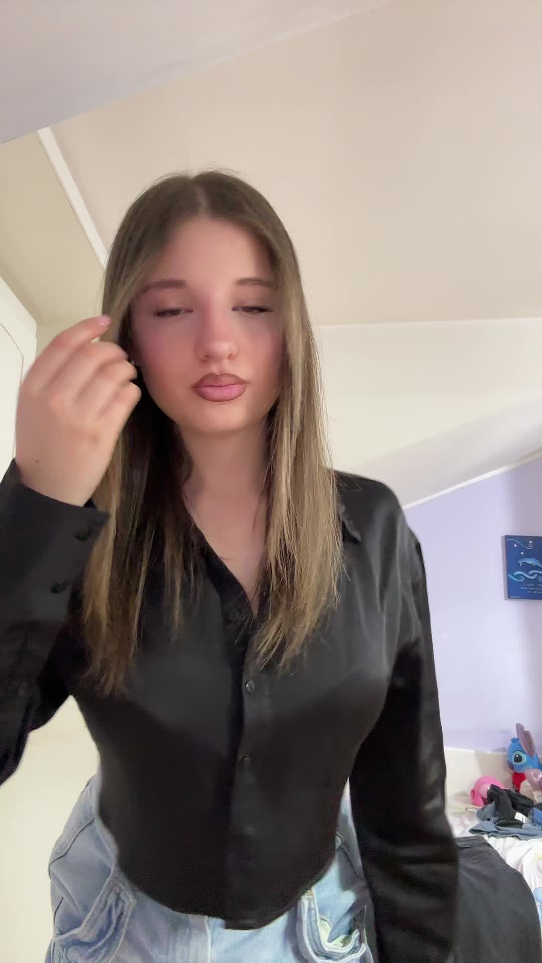 @delfinaclemente___