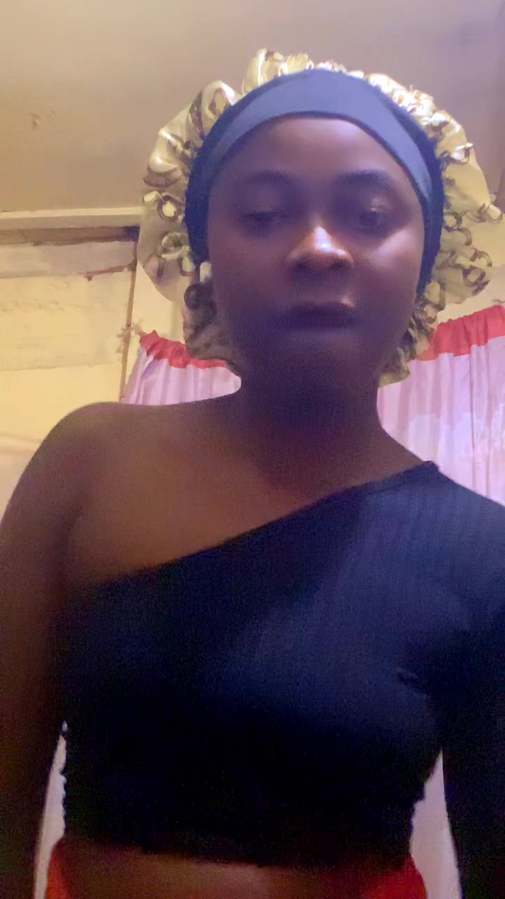 @Rosie Legombasi